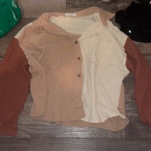 Tricolor flannel great condition